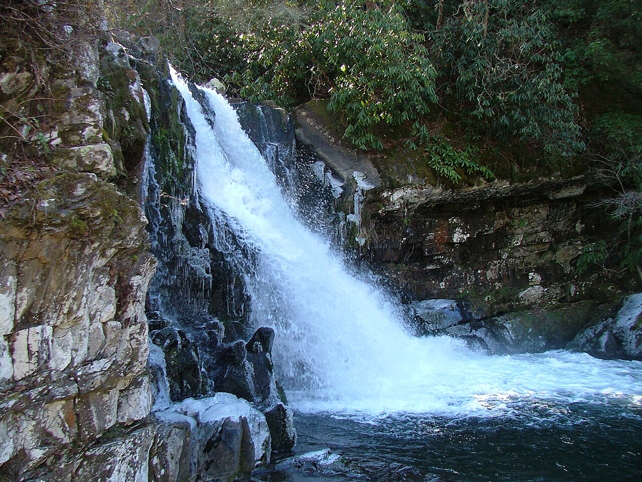 Abrams Falls, a waterfall in Tennessee