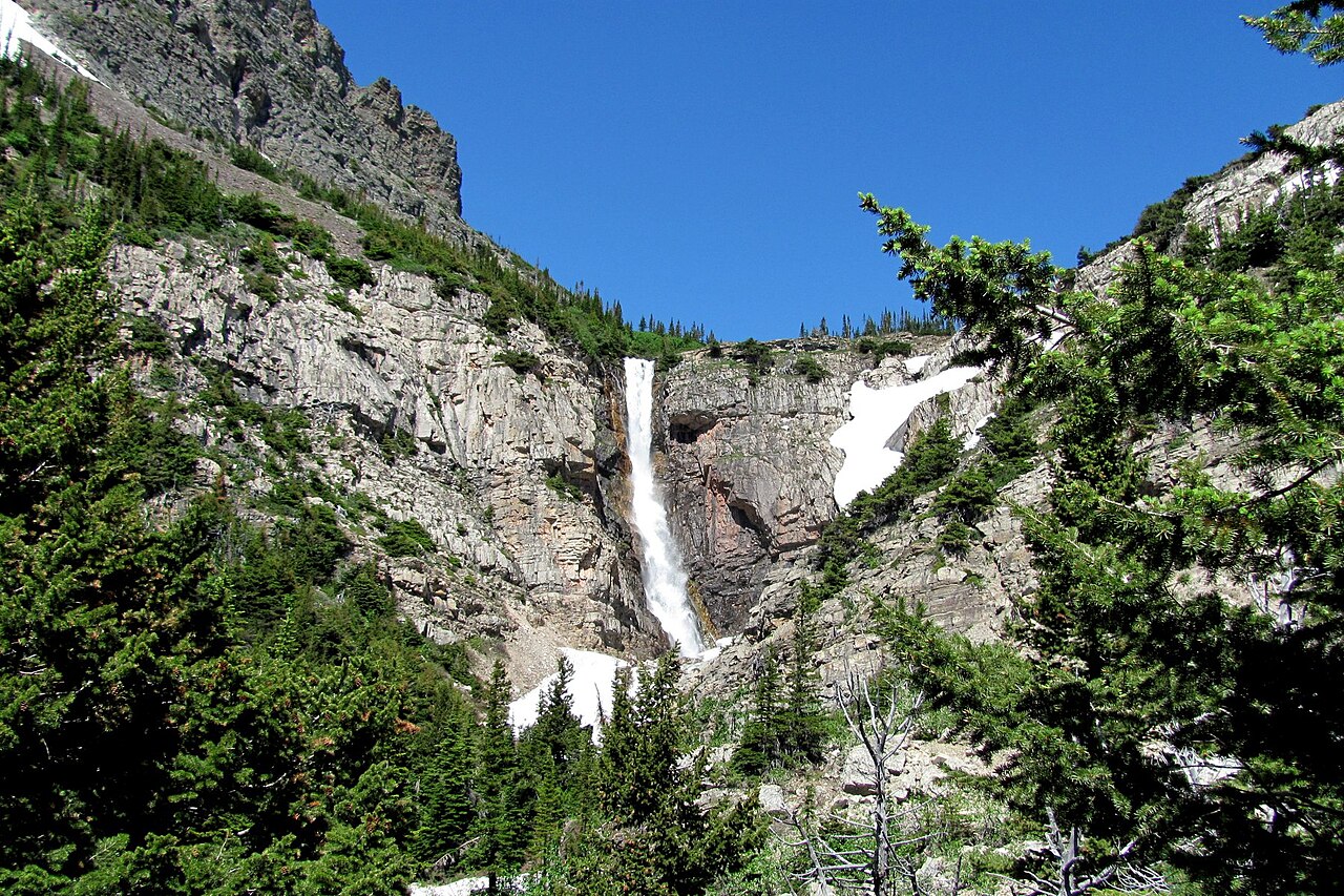 Apikuni Falls, a waterfall in Montana