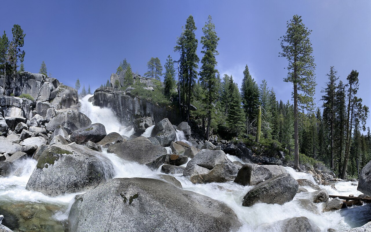 Bassi Falls, a waterfall in California