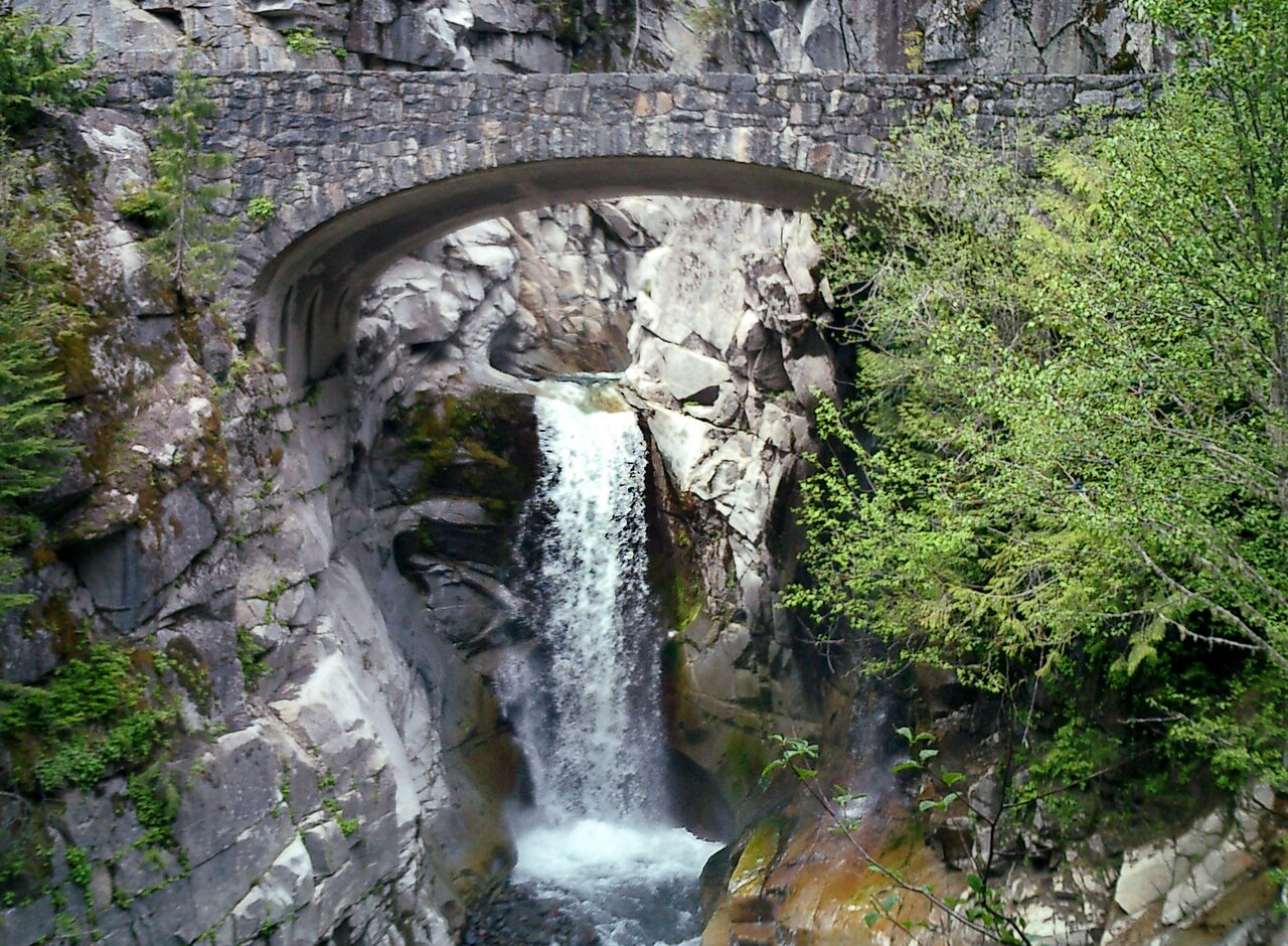 Christine Falls, a waterfall in Washington