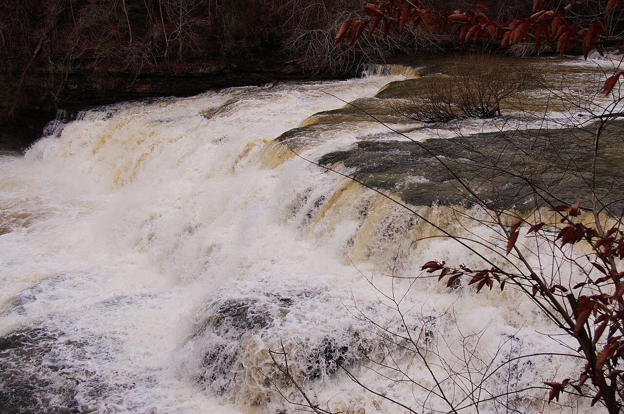 Falling Water Falls, a waterfall in Arkansas