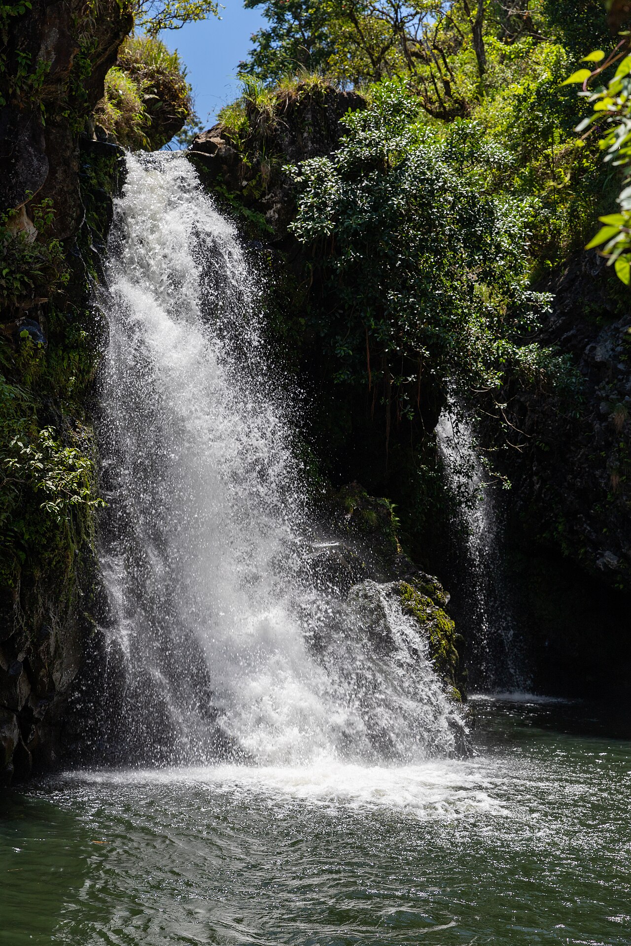 Hanawi Falls, a waterfall in Hawaii