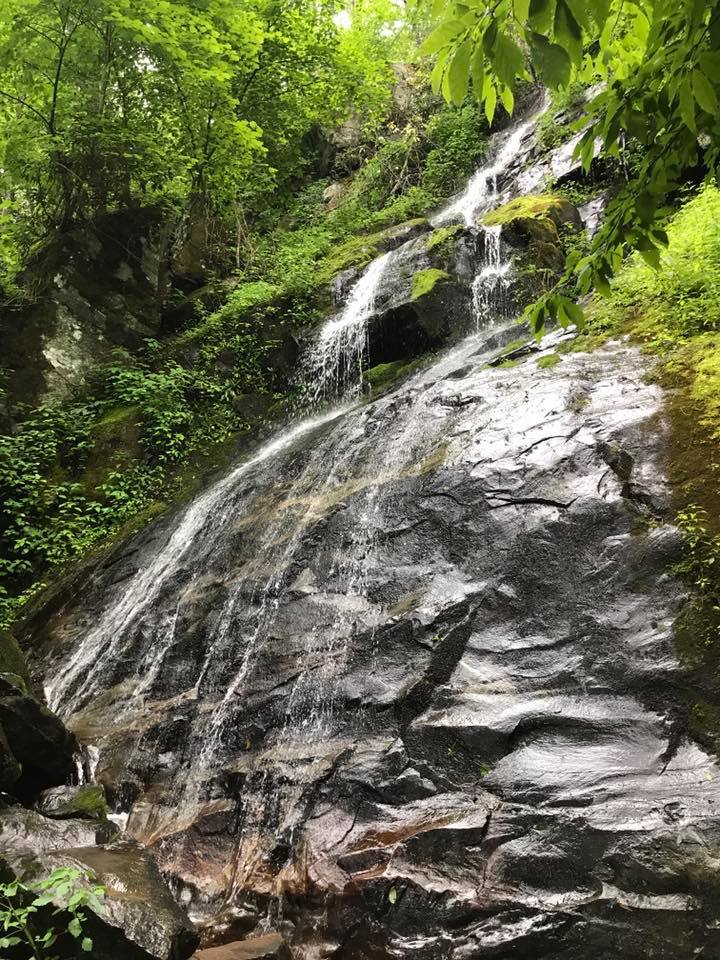 Hen Wallow Falls, a waterfall in Tennessee
