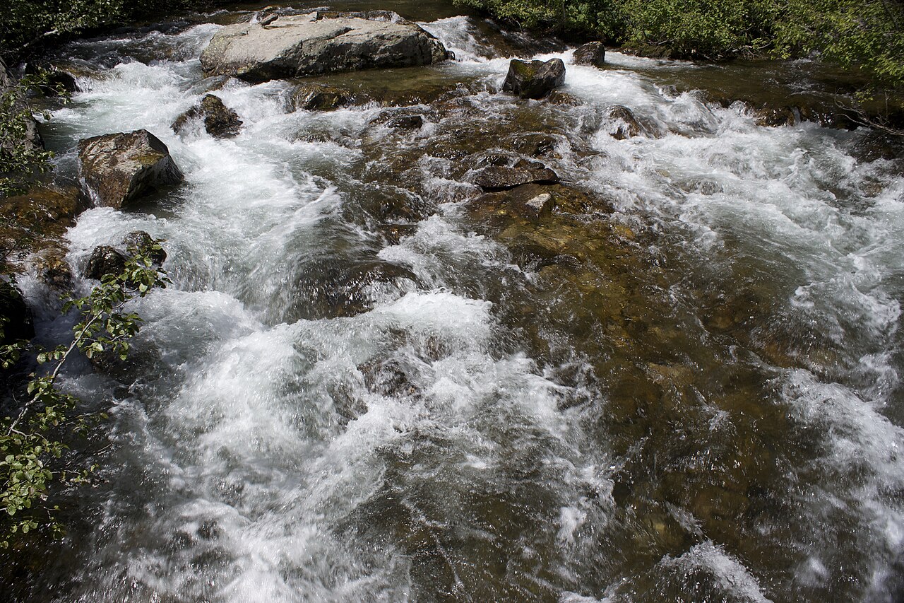 Hidden Falls, a waterfall in Wyoming