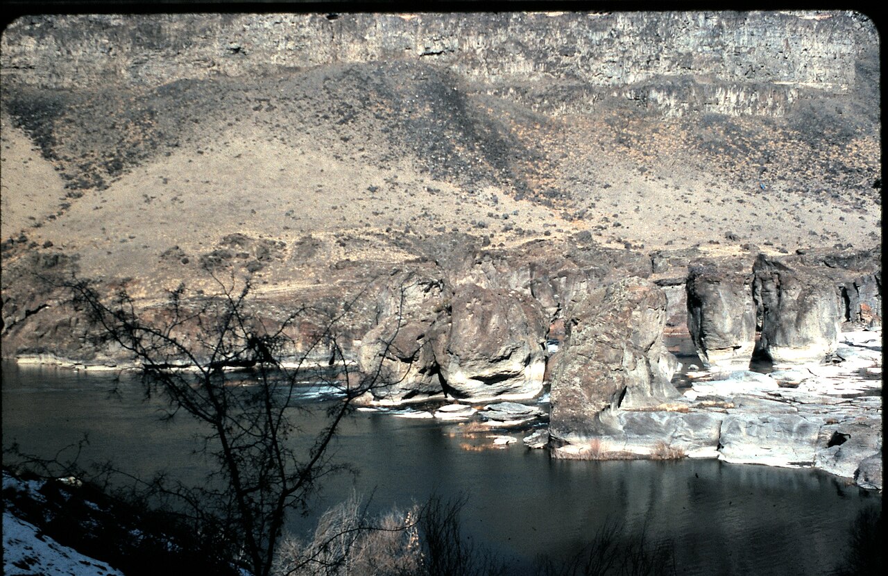 Pillar Falls, a waterfall in Idaho