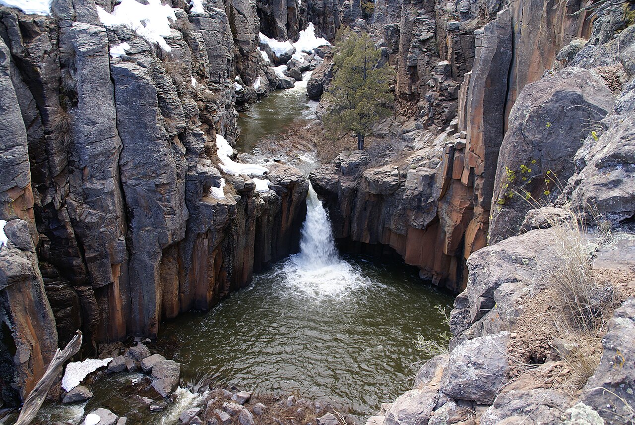Sycamore Falls, a waterfall in Arizona